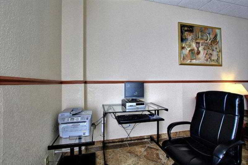 Days Inn & Suites By Wyndham Mt Pleasant Mount Pleasant Facilities photo