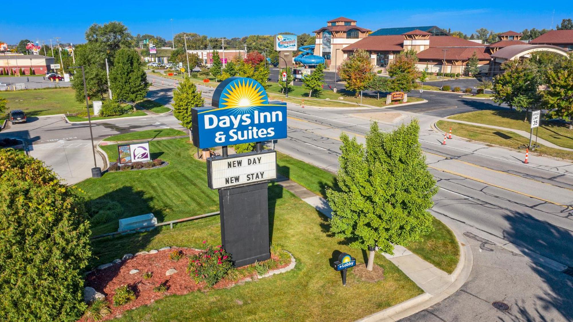 Days Inn & Suites By Wyndham Mt Pleasant Mount Pleasant Exterior photo